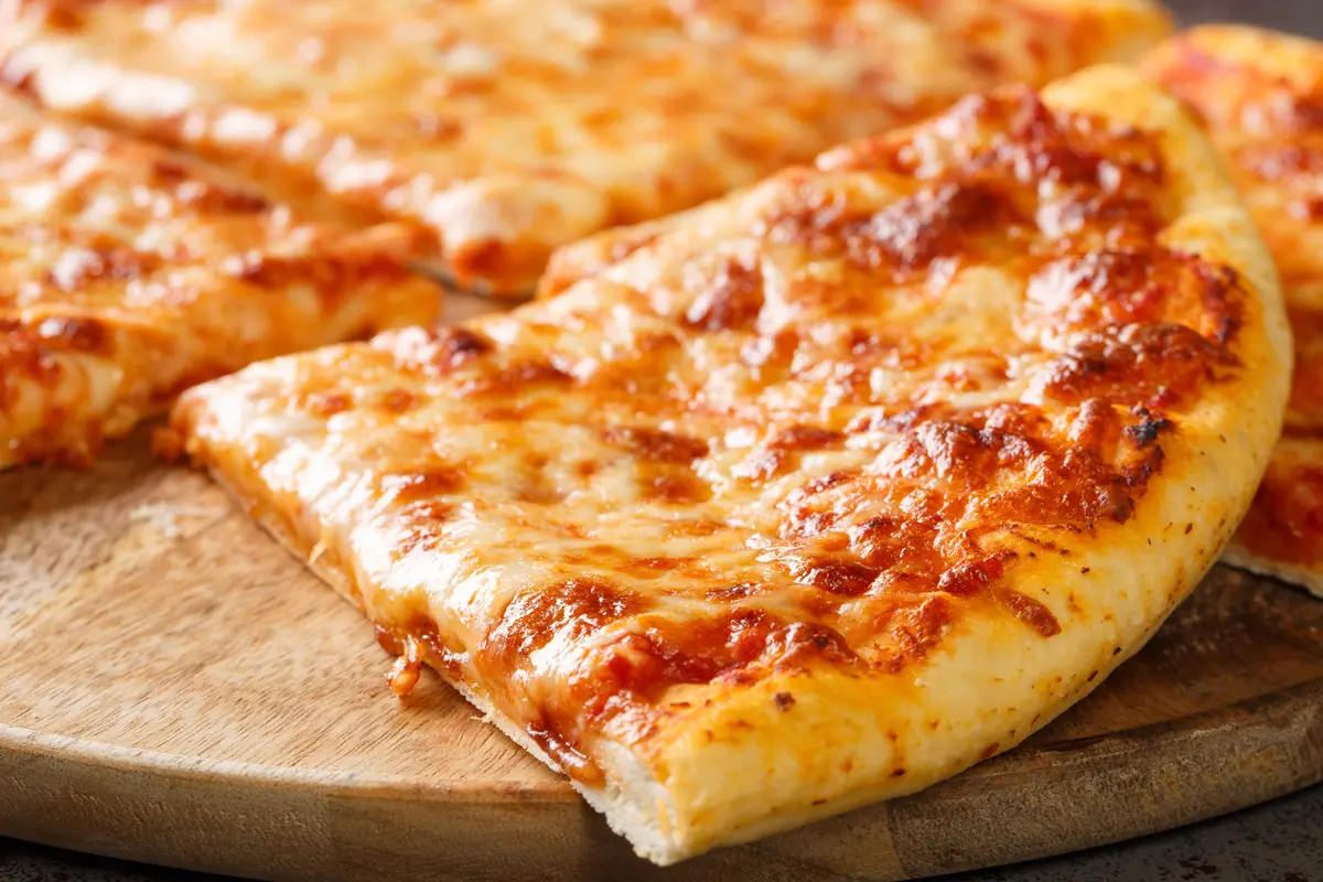 The Thin Line Between Perfection: The Secret Science of New York-Style Crust